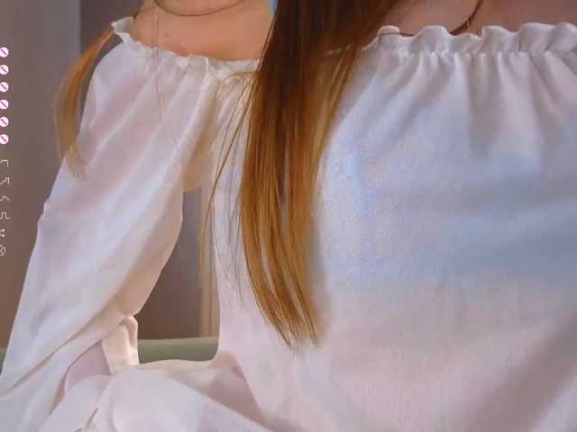 CrystalDivas live cam on BongaCams