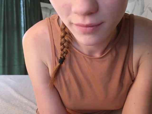 CrystalDivas webcam