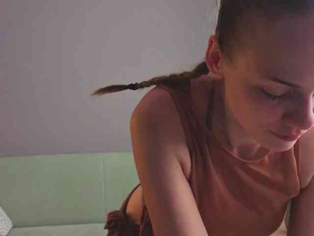 CrystalDivas webcam