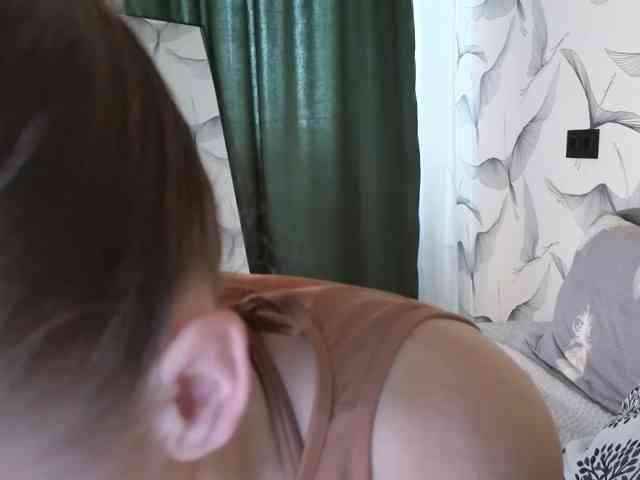 CrystalDivas webcam