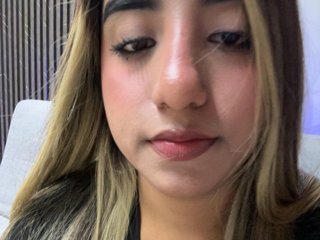 KiaraRose Porn Show