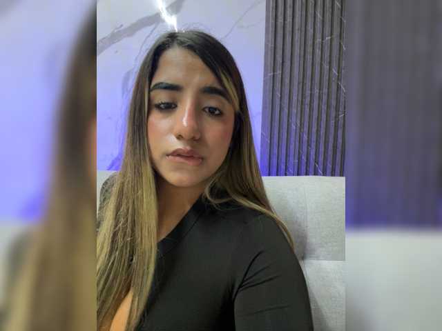 KiaraRose live cam on BongaCams
