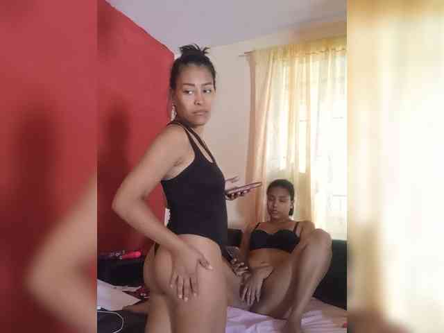 Tati1229 webcam