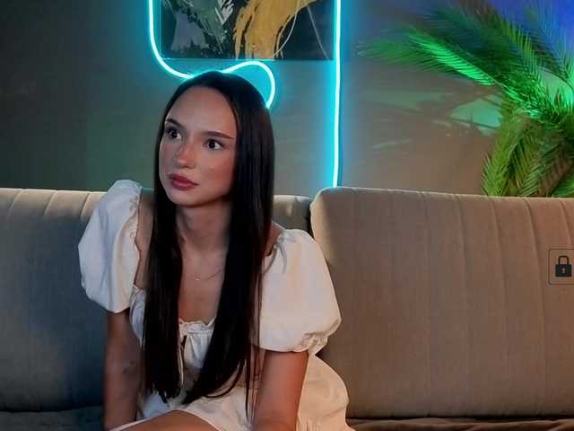 Emilysame live cam on BongaCams