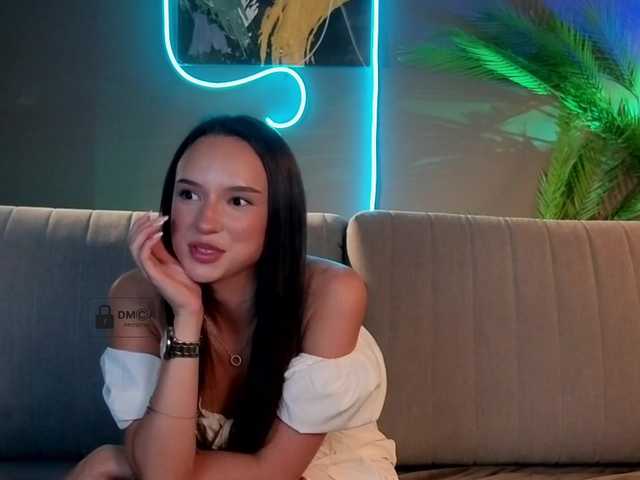 Emilysame live cam on BongaCams
