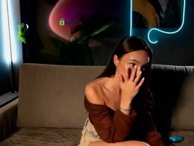 Emilysame live cam on BongaCams