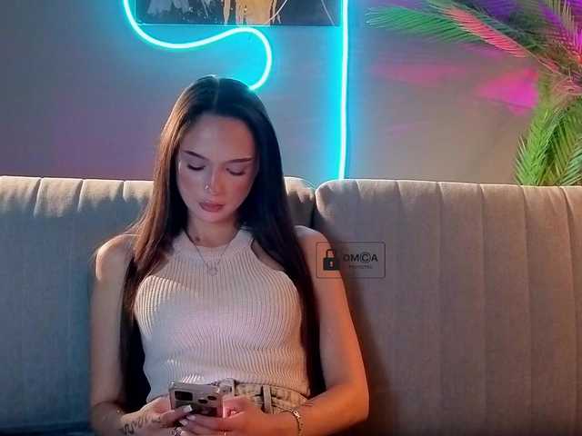Emilysame live cam on BongaCams