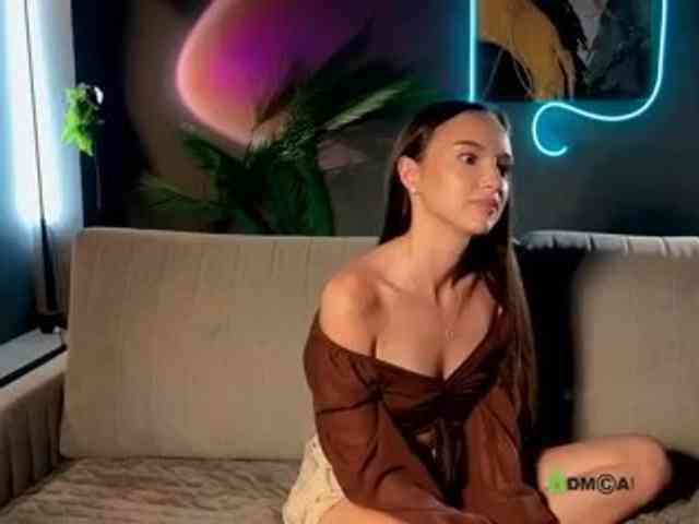 Emilysame webcam