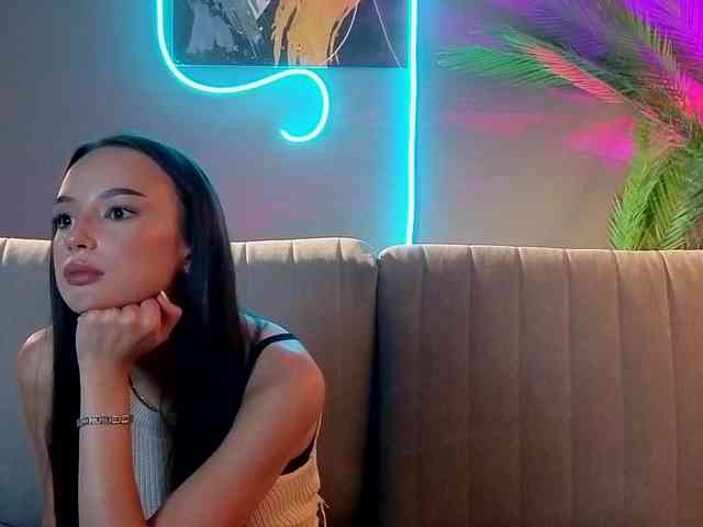 emilysame's live room