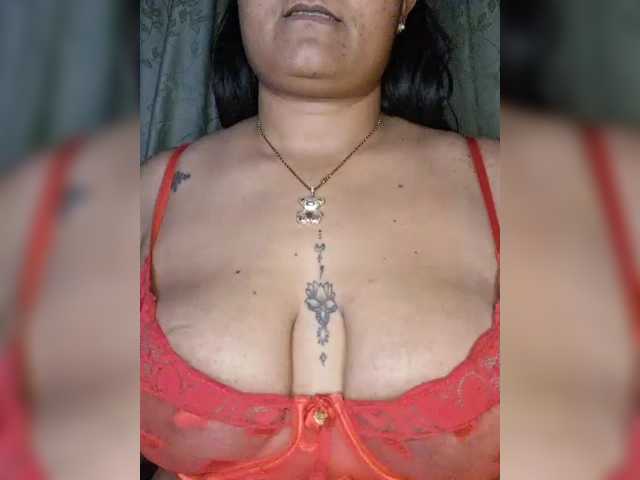 kinberlyn live cam on BongaCams