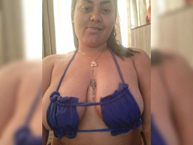 kinberlyn live cam on BongaCams