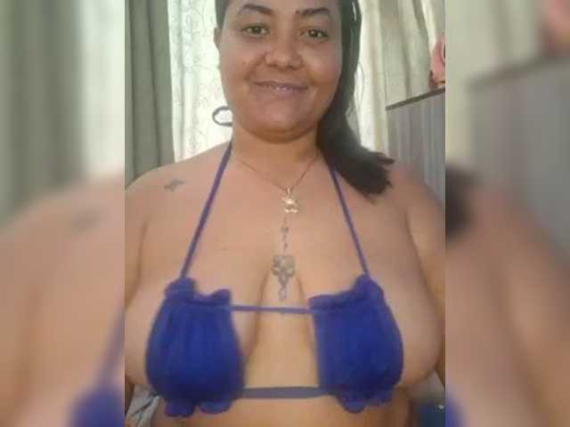 kinberlyn live cam on BongaCams