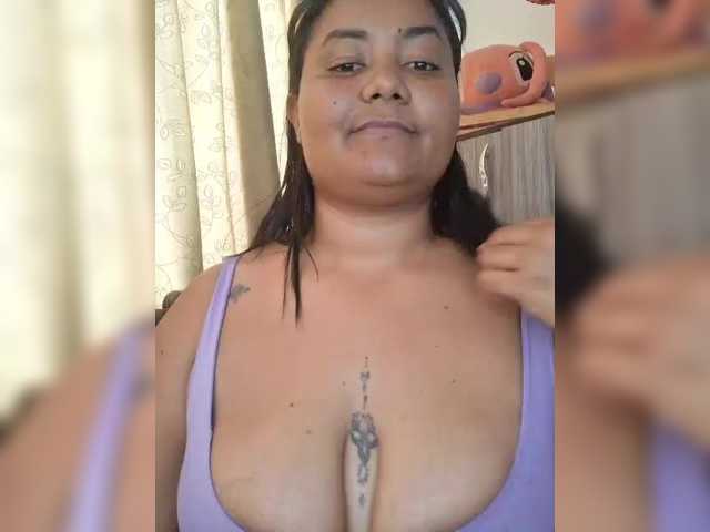 kinberlyn — live female cam