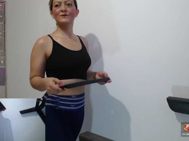 candymilff live cam on BongaCams