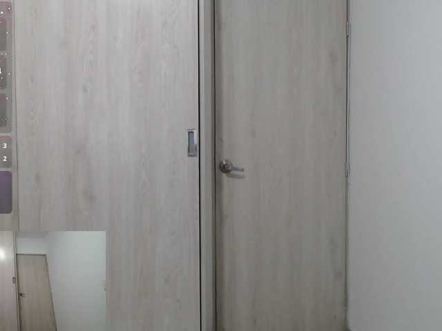 Candymilff live cam