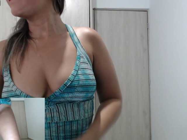 candymilff live cam on BongaCams