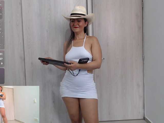 candymilff live cam preview