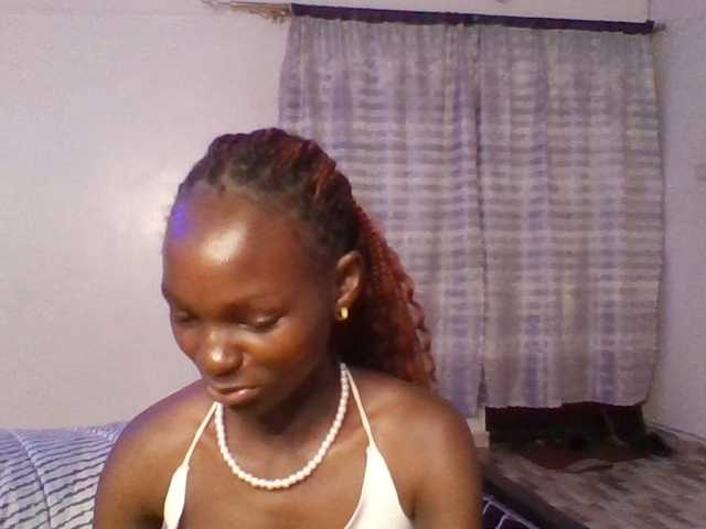 Pocketdoll09 live cam on BongaCams