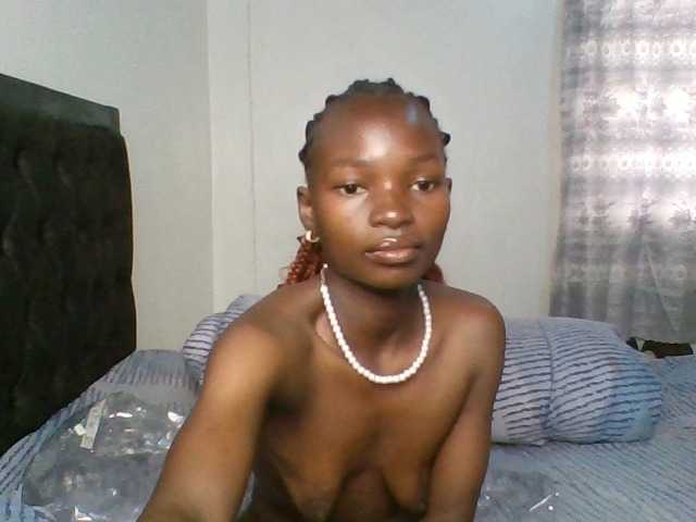 Pocketdoll09 live cam on BongaCams