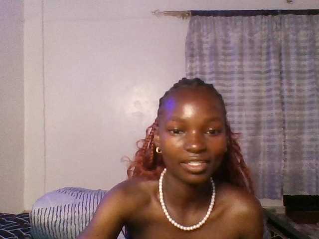 Pocketdoll09 live cam on BongaCams