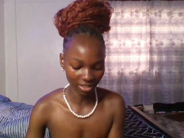 Pocketdoll09 live cam on BongaCams