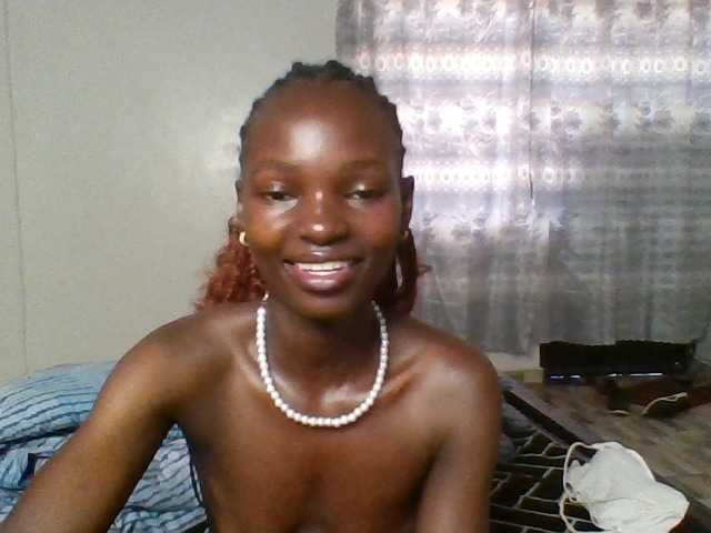 Pocketdoll09 live cam on BongaCams