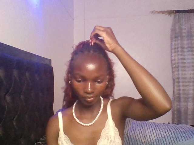 Pocketdoll09 live cam on BongaCams