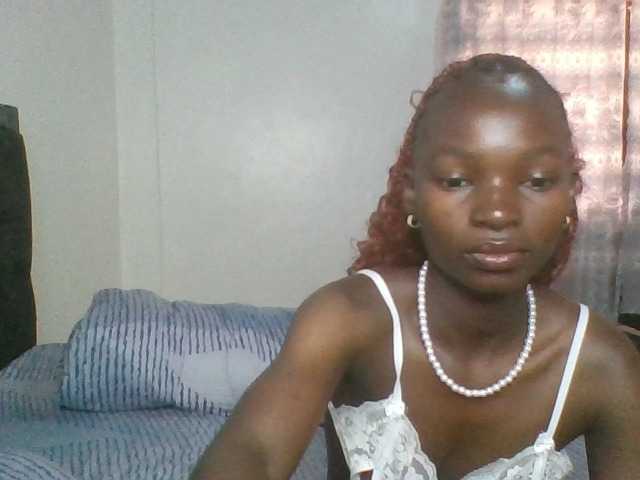 Pocketdoll09 live cam on BongaCams