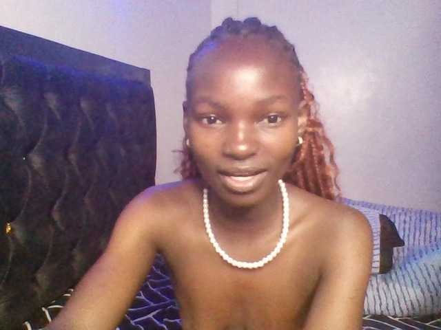 Pocketdoll09 live cam on BongaCams