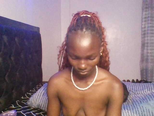 Pocketdoll09 live cam on BongaCams