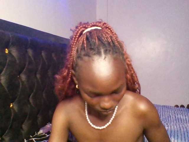 Pocketdoll09 live cam on BongaCams