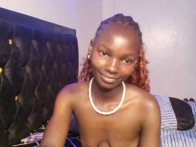 Pocketdoll09 live cam on BongaCams