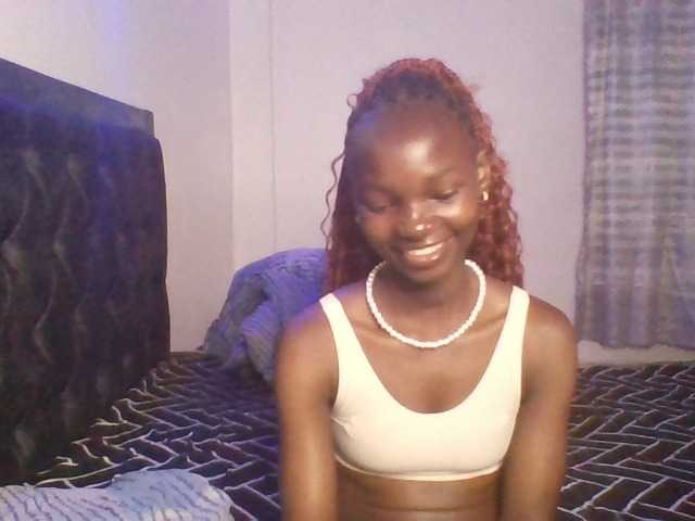 Pocketdoll09 live cam on BongaCams