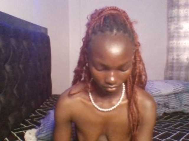 Pocketdoll09 live cam on BongaCams
