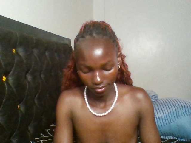Pocketdoll09 live cam on BongaCams