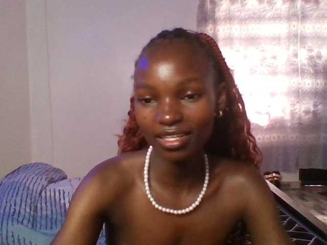 Pocketdoll09 live cam on BongaCams