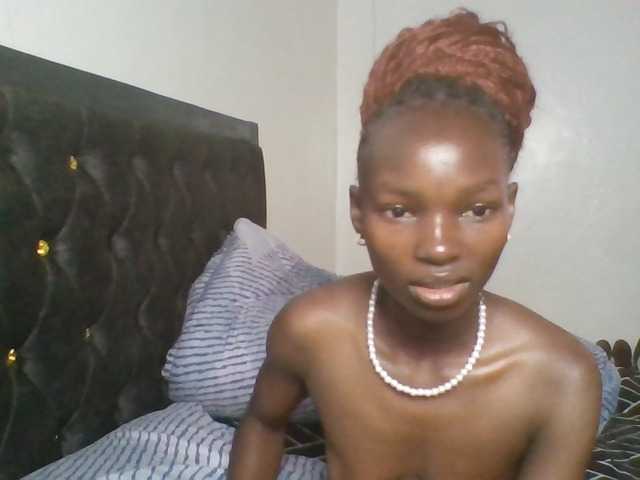 Pocketdoll09 live cam on BongaCams