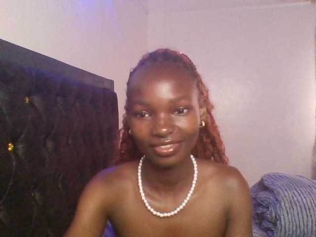 Pocketdoll09 live cam on BongaCams