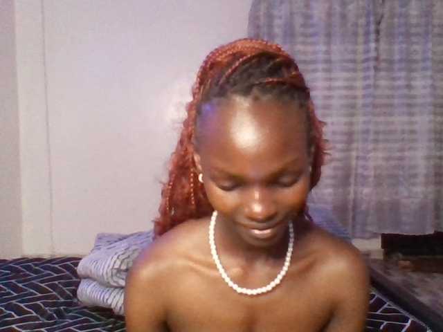 Pocketdoll09 live cam on BongaCams