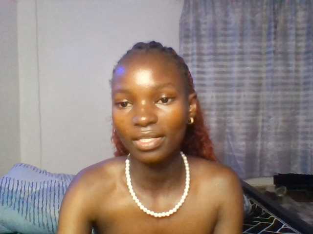 Pocketdoll09 live cam on BongaCams