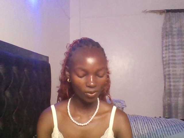 Pocketdoll09 live cam on BongaCams