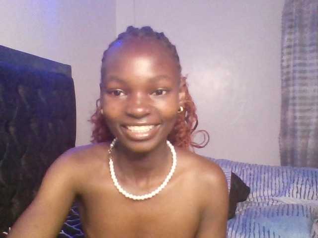 Pocketdoll09 live cam on BongaCams