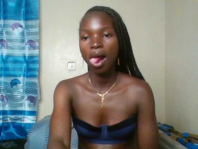Pocketdoll09 live cam on BongaCams