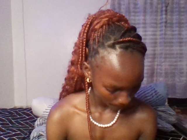 Pocketdoll09 live cam on BongaCams