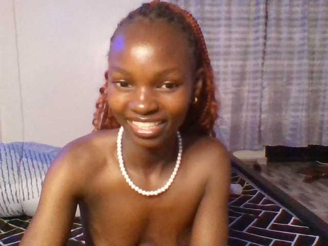 Pocketdoll09 live cam on BongaCams