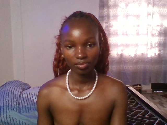 Pocketdoll09 live cam on BongaCams