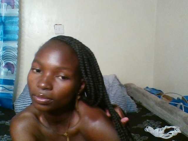 Pocketdoll09 live cam on BongaCams