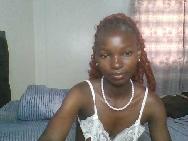 Pocketdoll09 live cam on BongaCams