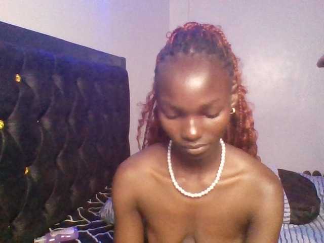 Pocketdoll09 live cam on BongaCams