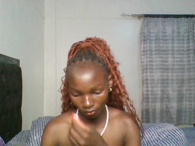 Pocketdoll09 live cam on BongaCams